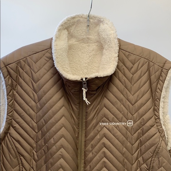 Vest - Picture 2 of 6